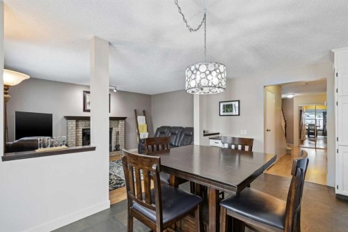 168 Erin Meadow Close Se, Calgary, AB - Indoor Photo Showing Dining Room