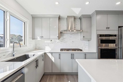 69 Lavender Road Se, Calgary, AB - Indoor Photo Showing Kitchen With Upgraded Kitchen