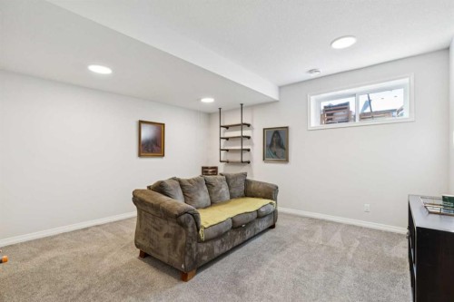 69 Lavender Road Se, Calgary, AB - Indoor