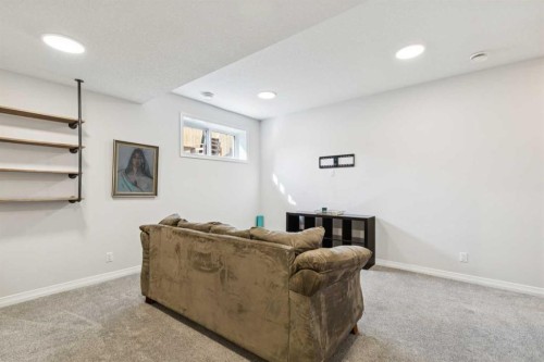 69 Lavender Road Se, Calgary, AB - Indoor Photo Showing Other Room