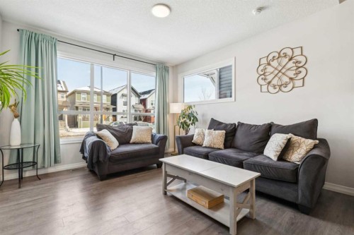 69 Lavender Road Se, Calgary, AB - Indoor Photo Showing Living Room