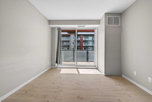 407-122 Mahogany Centre Se, Calgary, AB - Indoor Photo Showing Other Room