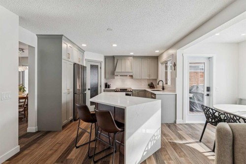 179 Mt Copper Park Se, Calgary, AB - Indoor