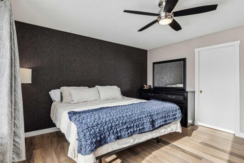 179 Mt Copper Park Se, Calgary, AB - Indoor Photo Showing Bedroom