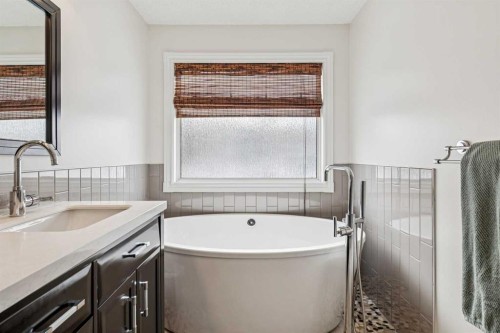 179 Mt Copper Park Se, Calgary, AB - Indoor