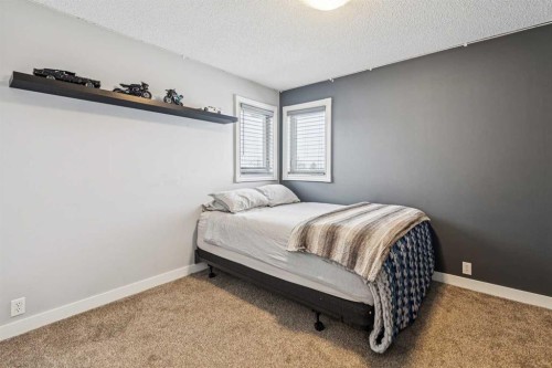 179 Mt Copper Park Se, Calgary, AB - Indoor Photo Showing Bedroom