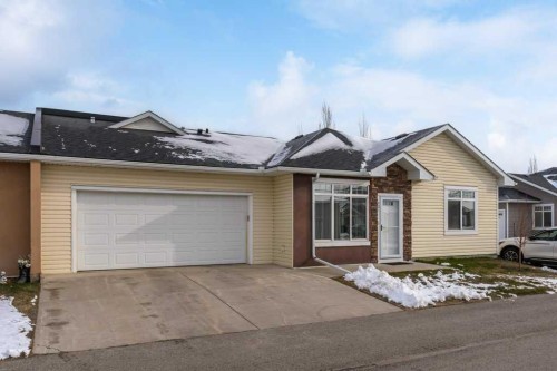 401 Sunvale Crescent Ne, High River, AB - Outdoor