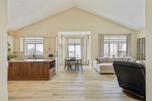 120 Hidden Creek Circle Nw, Calgary, AB - Indoor Photo Showing Living Room