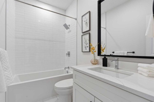 103 Oakmere Green, Chestermere, AB - Indoor Photo Showing Bathroom