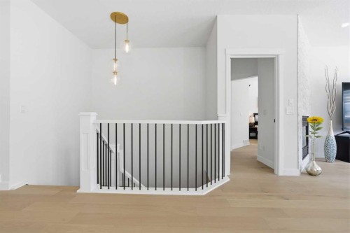 103 Oakmere Green, Chestermere, AB - Indoor Photo Showing Other Room