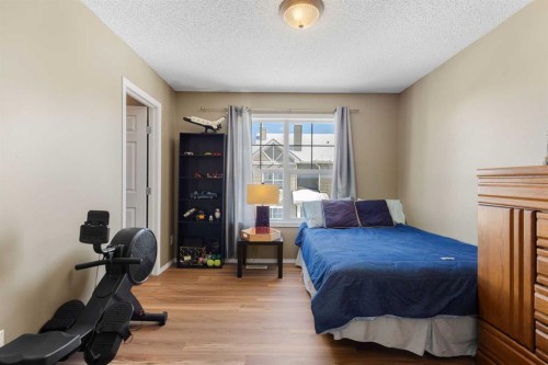 241 Elgin Gardens Se, Calgary, AB - Indoor Photo Showing Bedroom
