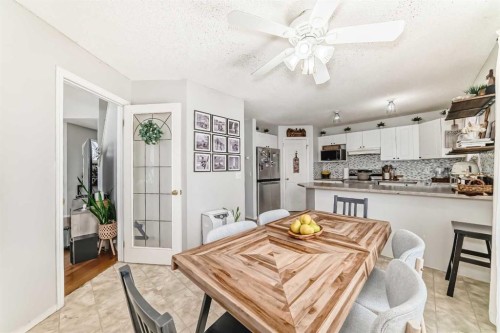 155 Erin Meadow Way Se, Calgary, AB - Indoor Photo Showing Dining Room