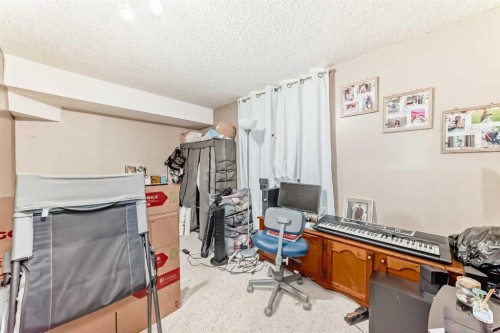 155 Erin Meadow Way Se, Calgary, AB - Indoor