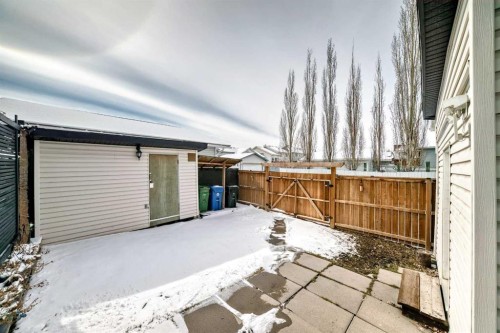 155 Erin Meadow Way Se, Calgary, AB - Outdoor