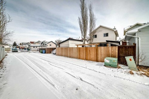 155 Erin Meadow Way Se, Calgary, AB - Outdoor