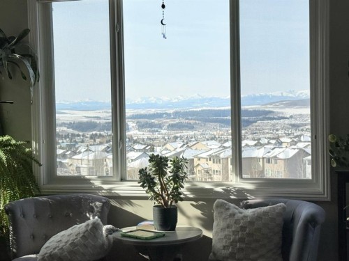 99 Sunset View, Cochrane, AB - Indoor