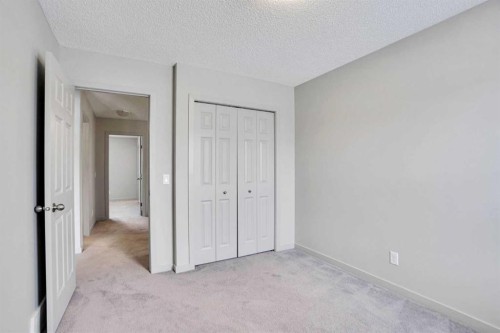 422 Legacy Village Way Se, Calgary, AB - Indoor