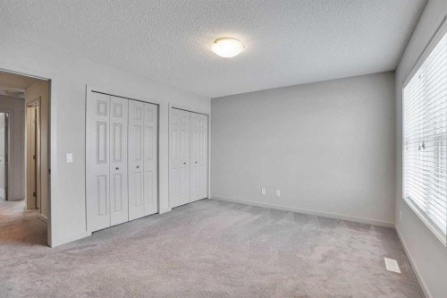 422 Legacy Village Way Se, Calgary, AB - Indoor Photo Showing Other Room