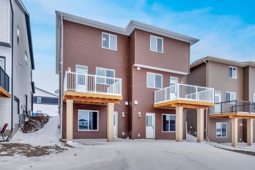 220 Annette Villas Nw, Calgary, AB - Outdoor