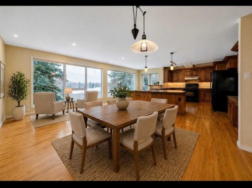 3316 24 Street Nw, Calgary, AB - Indoor Photo Showing Dining Room