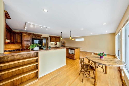 3316 24 Street Nw, Calgary, AB - Indoor