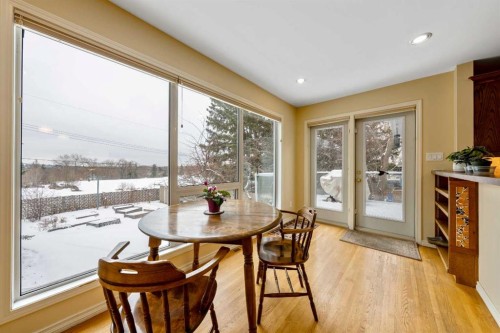 3316 24 Street Nw, Calgary, AB - Indoor Photo Showing Dining Room