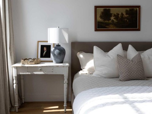 2028 41 Avenue Sw, Calgary, AB - Indoor Photo Showing Bedroom