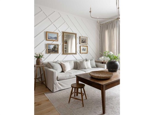 2028 41 Avenue Sw, Calgary, AB - Indoor Photo Showing Living Room