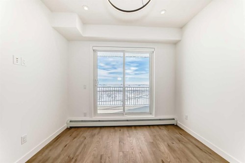 2309-63 Corner Glen Crescent Ne, Calgary, AB - Indoor Photo Showing Other Room