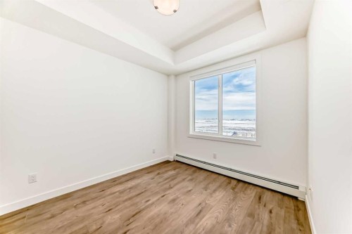 2309-63 Corner Glen Crescent Ne, Calgary, AB - Indoor Photo Showing Other Room