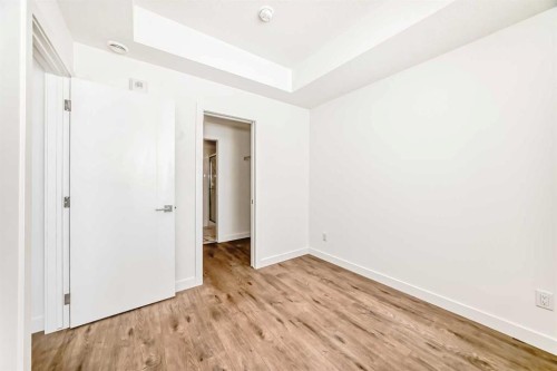 2309-63 Corner Glen Crescent Ne, Calgary, AB - Indoor Photo Showing Other Room