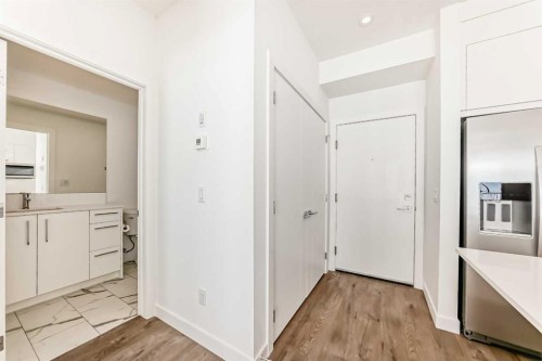 2309-63 Corner Glen Crescent Ne, Calgary, AB - Indoor Photo Showing Other Room