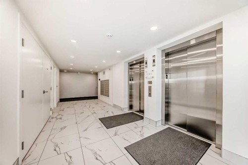 2309-63 Corner Glen Crescent Ne, Calgary, AB - Indoor Photo Showing Other Room