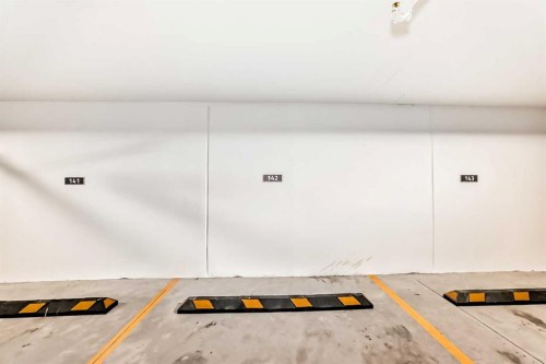 2309-63 Corner Glen Crescent Ne, Calgary, AB - Indoor