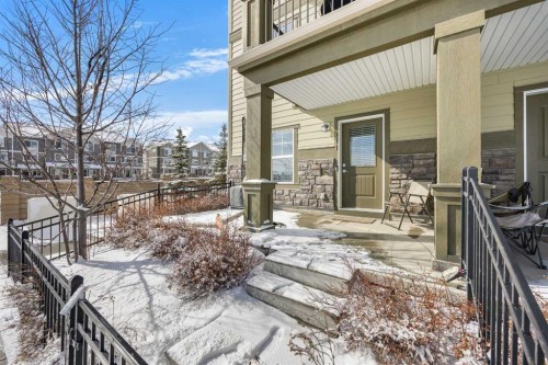 111 Evanscrest Gardens Nw, Calgary, AB - Outdoor With Deck Patio Veranda