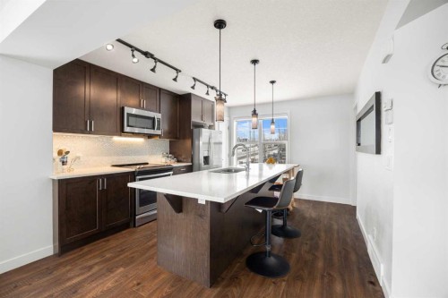 111 Evanscrest Gardens Nw, Calgary, AB - Indoor Photo Showing Kitchen With Stainless Steel Kitchen With Upgraded Kitchen