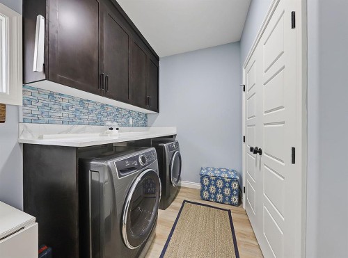 1627 Montrose Terrace Se, High River, AB - Indoor Photo Showing Laundry Room