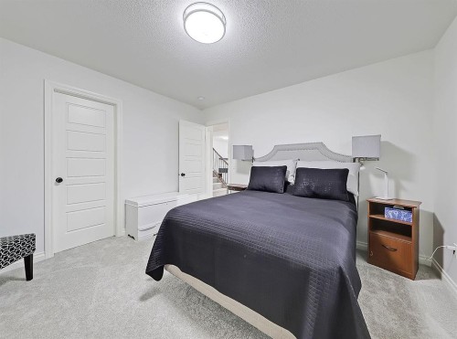 1627 Montrose Terrace Se, High River, AB - Indoor Photo Showing Bedroom