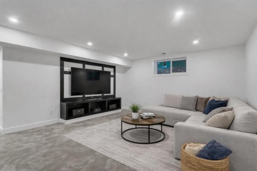 153 Waterford Passage, Chestermere, AB - Indoor