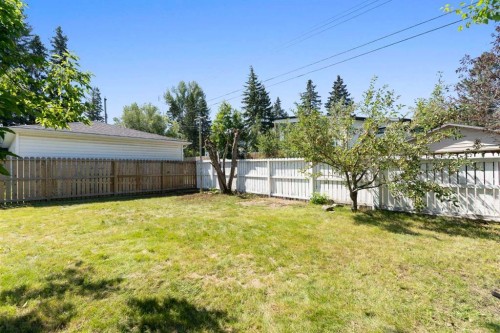 87 Hillgrove Drive Sw, Calgary, AB - Outdoor