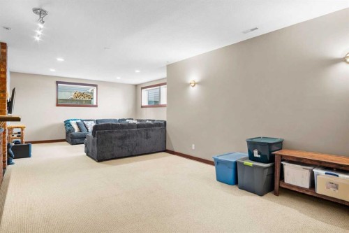 5939 Park Meadows Crescent, Olds, AB - Indoor