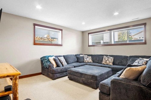 5939 Park Meadows Crescent, Olds, AB - Indoor Photo Showing Living Room