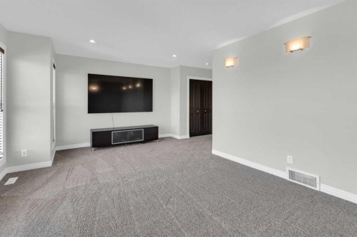 180 Kincora Drive Nw, Calgary, AB - Indoor Photo Showing Other Room