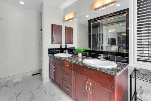 180 Kincora Drive Nw, Calgary, AB - Indoor Photo Showing Bathroom