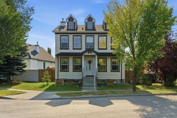 23 Prestwick Green SE Calgary, AB T2Z 3M1