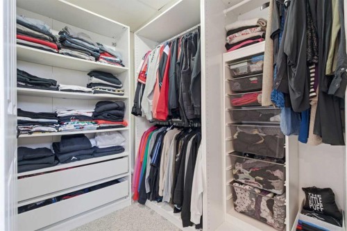 23 Prestwick Green Se, Calgary, AB - Indoor With Storage