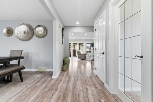 23 Prestwick Green Se, Calgary, AB - Indoor