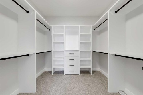2021 26 Avenue Sw, Calgary, AB - Indoor With Storage