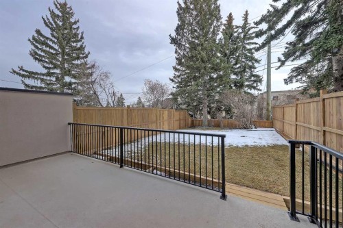 2021 26 Avenue Sw, Calgary, AB - Outdoor