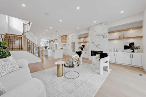 2021 26 Avenue Sw, Calgary, AB - Indoor Photo Showing Living Room